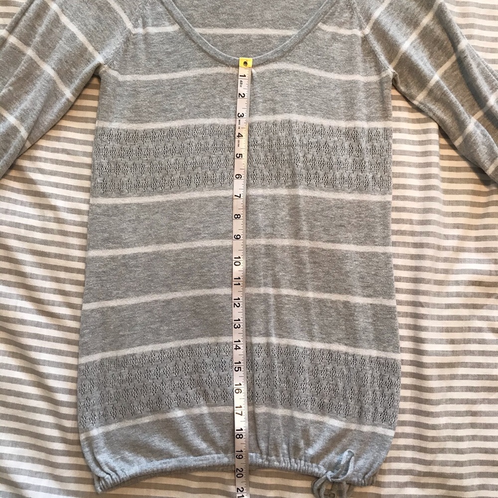 American Rag sweater top - Picture 5 of 7